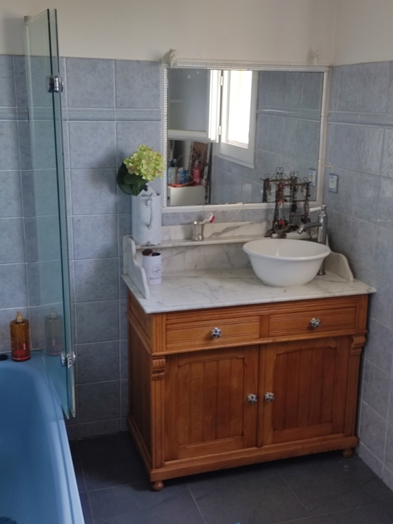 Rénovation d'un meuble de salle de bain et création de vasque à Villeneuve-de-la-Raho, Thuir, David Multiservices
